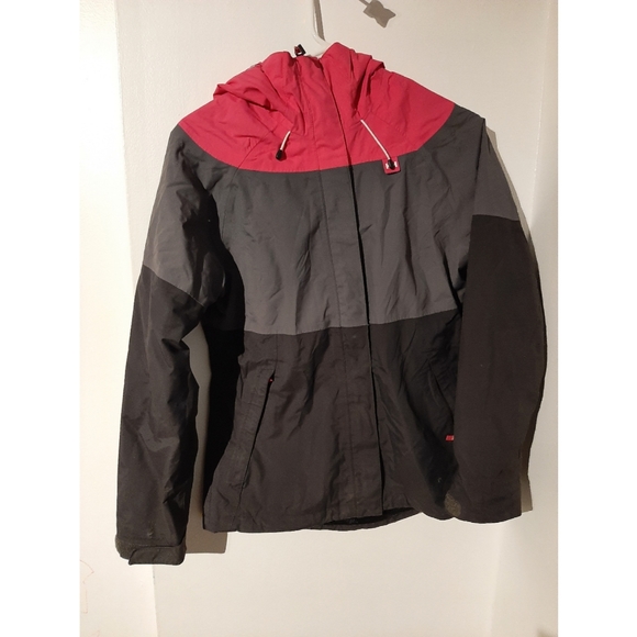 Helly hansen pink and grey coat. - Picture 3 of 7